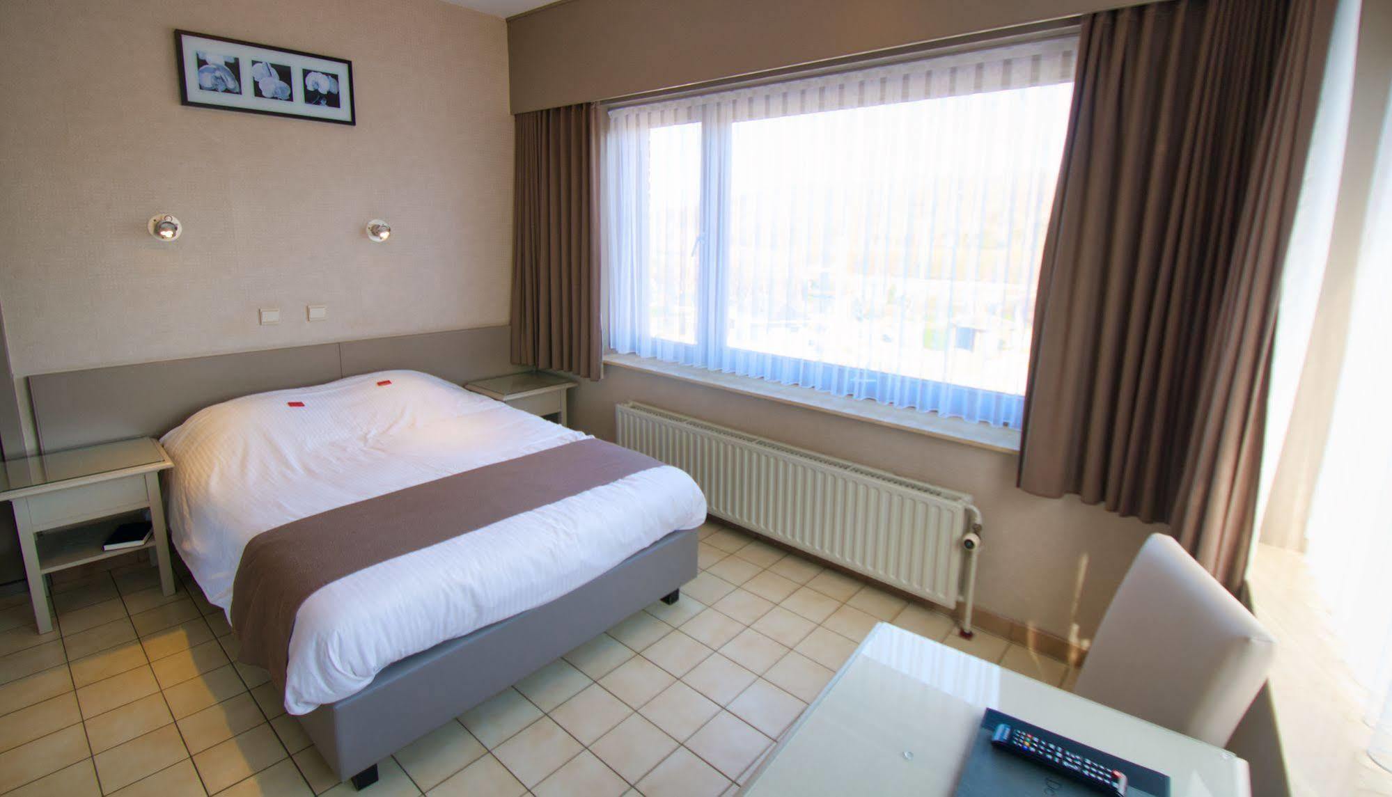 Hotel De Golf 브레데네 외부 사진